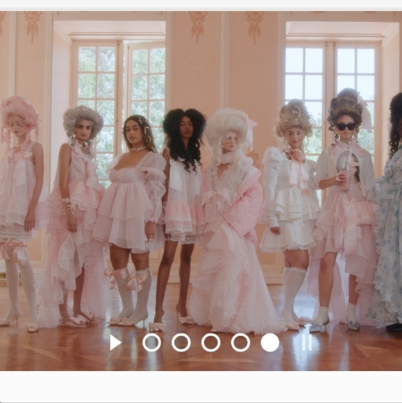 Selkie Peony Parfait Poet Top - Picture 7 of 16